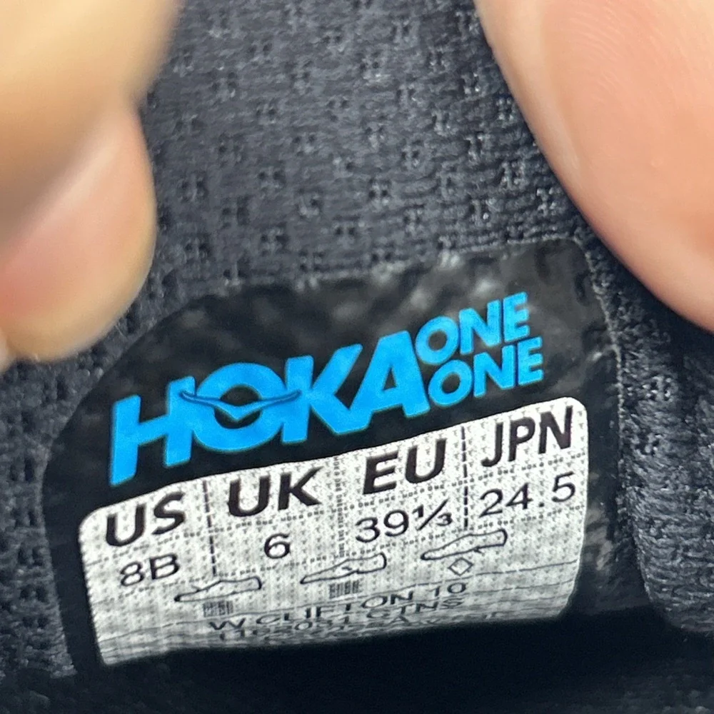 Hoka One One hoka one